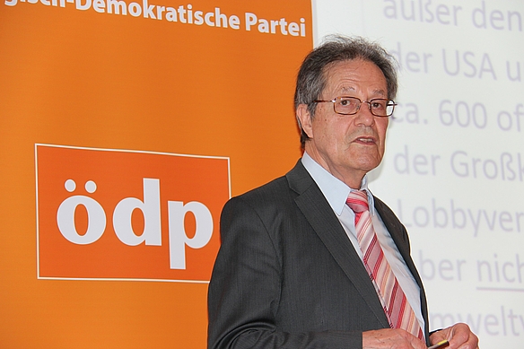 Prof. Dr. Klaus Buchner am 8.5.2015